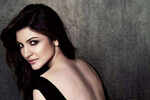 27 stunning pics of Anushka